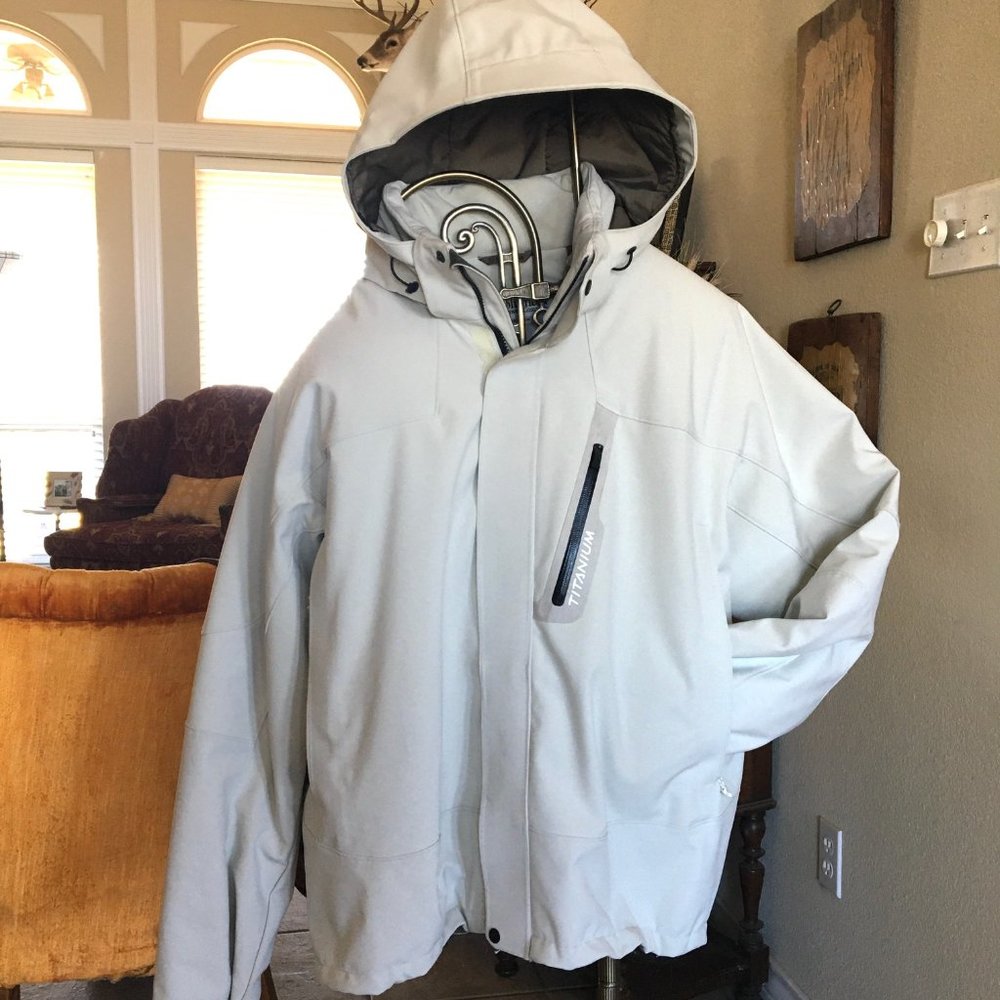 Columbia Titanium Omni Tech Ski/Snowboard Jacket